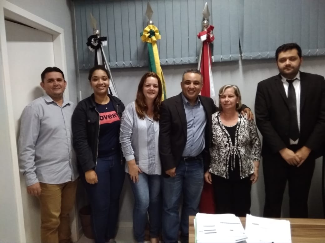 GILBERTO FERNANDES TOMA POSSE COMO VEREADOR EM MIRACATU