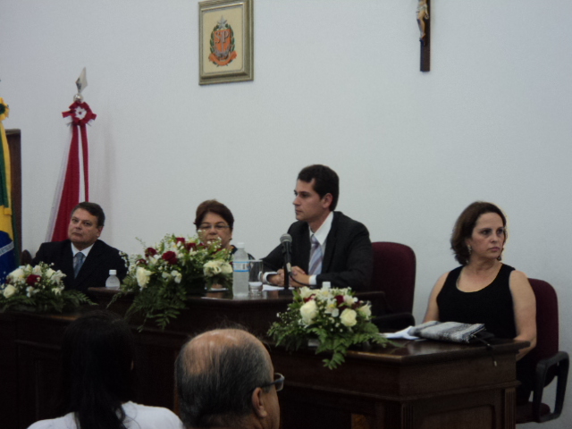 Sr. Aderbal, Prefeita Dona Déa, Presidente Ezigomar e Sra. Maria Cármen